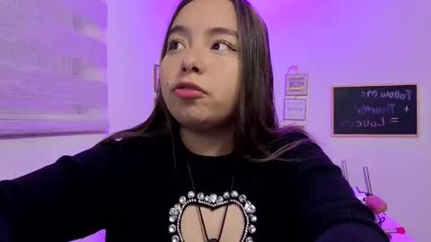 Snapshot of valeria_cherry chatting on 13, 5, 2026 valeria online show from 13, 5, 2026