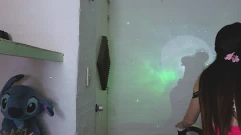 Snapshot of valeria_mendozza chatting on 21, 4, 2026 online show from 21, 4, 2026