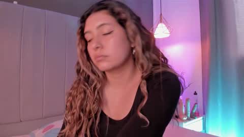 valeria_rouse28 online show from 14, 12, 2025