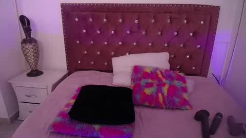 Snapshot of valeriamontex chatting on 1, 11, 2025 VALERIA online show from 1, 11, 2025