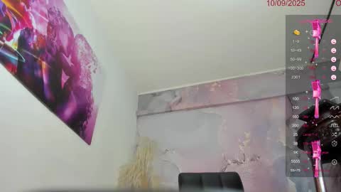 Snapshot of valeriaqueents chatting on 10, 9, 2025 online show from 10, 9, 2025