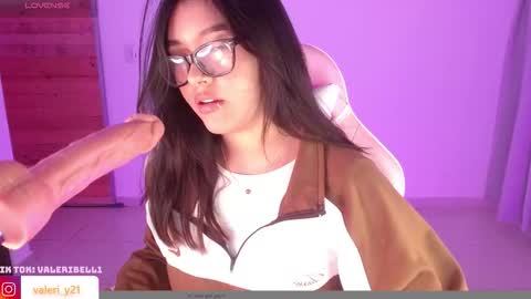 Snapshot of valeribell1 chatting on 8, 1, 2026 Valeri online show from 8, 1, 2026