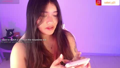 Snapshot of valeribell1 chatting on 28, 4, 2026 Valeri online show from 28, 4, 2026