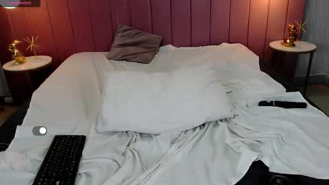 Snapshot of valerie__miller_ chatting on 5, 3, 2026 Valerie online show from 5, 3, 2026