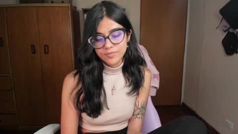 Val  online show from 6, 2, 2025