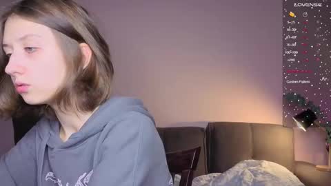 Kristi moony online show from 2, 12, 2025