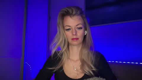 Valerie  online show from 31, 3, 2026