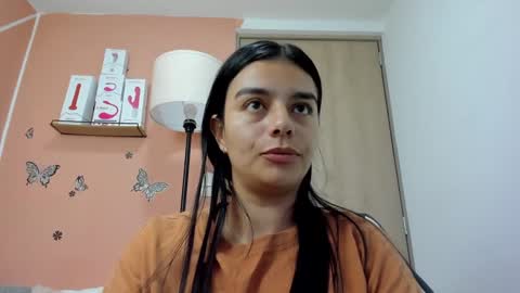 Juli C online show from 3, 2, 2025