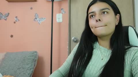 Juli C online show from 1, 3, 2025