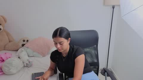 Juli C online show from 25, 9, 2025