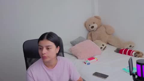 Juli C online show from 17, 12, 2025