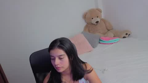 Snapshot of valerihouse_ chatting on 6, 8, 2026 valerihouse_ online show from 6, 8, 2026