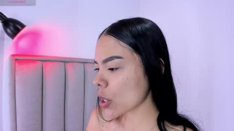 Snapshot of valery__nova chatting on 2, 4, 2026 Cris online show from 2, 4, 2026