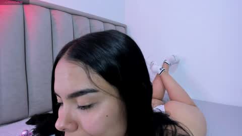 Snapshot of valery__nova chatting on 23, 4, 2026 Cris online show from 23, 4, 2026