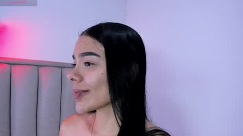 Snapshot of valery__nova chatting on 8, 6, 2026 Cris online show from 8, 6, 2026