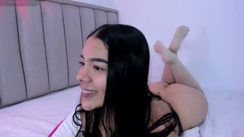 Snapshot of valery__nova chatting on 25, 7, 2026 Cris online show from 25, 7, 2026