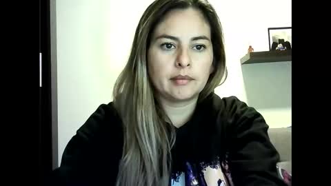 Snapshot of valery__rouse_ chatting on 1, 6, 2026 Valery online show from 1, 6, 2026