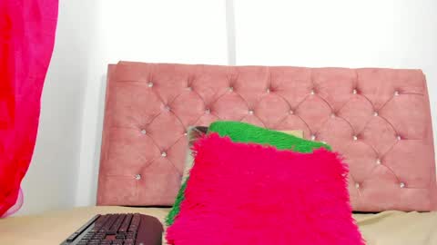Snapshot of valery_adams13 chatting on 9, 5, 2026 valery_adams13 online show from 9, 5, 2026