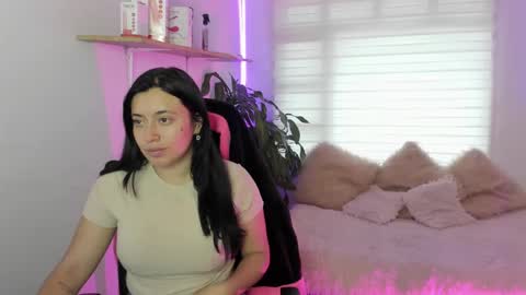 valery_bonnet1 online show from 3, 10, 2025