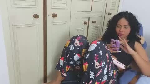 Snapshot of valery_lovex_ chatting on 7, 5, 2026 valery_lovex_ online show from 7, 5, 2026