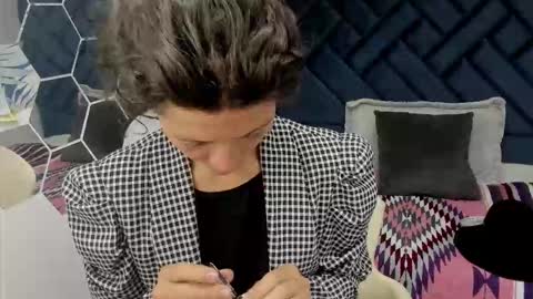 VALERY MORE online show from 13, 11, 2025