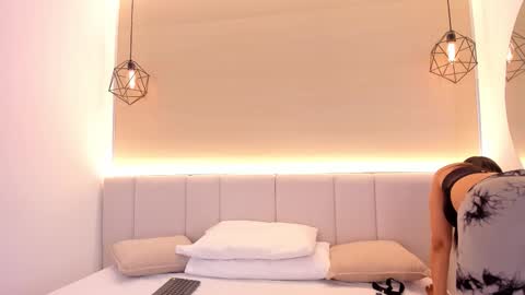 Snapshot of valery_santorini chatting on 25, 3, 2026 VALERY online show from 25, 3, 2026