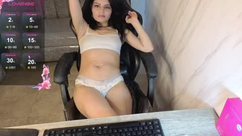 Snapshot of valery_tf chatting on 2, 4, 2026 Valery online show from 2, 4, 2026