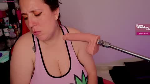 Snapshot of valeryadams_1 chatting on 2, 5, 2026 valery adams online show from 2, 5, 2026