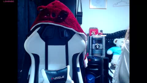 Snapshot of valerybaker1 chatting on 25, 2, 2026 B V Naughty online show from 25, 2, 2026