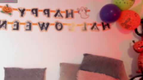 Snapshot of valerycolins chatting on 30, 10, 2025 call me Maria online show from 30, 10, 2025