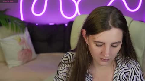 Snapshot of valerymurr chatting on 14, 10, 2025 V A L E R Y  M U R online show from 14, 10, 2025