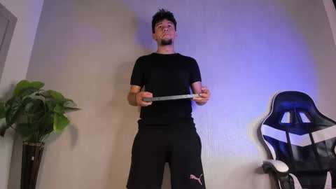 Snapshot of valetino_stonee chatting on 22, 3, 2026 Valentino online show from 22, 3, 2026