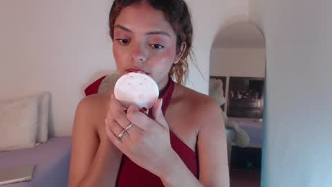 VALIENTE  online show from 19, 3, 2026