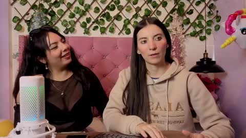 Snapshot of valkiria_and_dione chatting on 11, 4, 2026 Valkiria and Dione online show from 11, 4, 2026