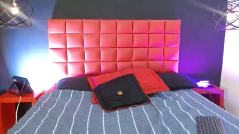 Snapshot of valkirye_ chatting on 25, 3, 2026 Valkirye online show from 25, 3, 2026