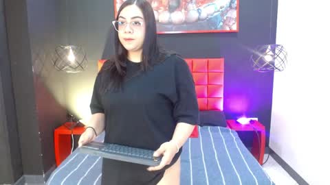 Snapshot of valkirye_ chatting on 28, 3, 2026 Valkirye online show from 28, 3, 2026