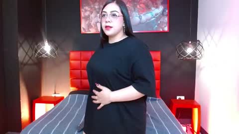 Snapshot of valkirye_ chatting on 18, 4, 2026 Valkirye online show from 18, 4, 2026