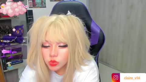 Snapshot of valkyrie_claire chatting on 6, 3, 2025 Valkyrie claire online show from 6, 3, 2025