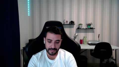 Snapshot of vallartamexi chatting on 16, 10, 2025 Roberto Carlos online show from 16, 10, 2025