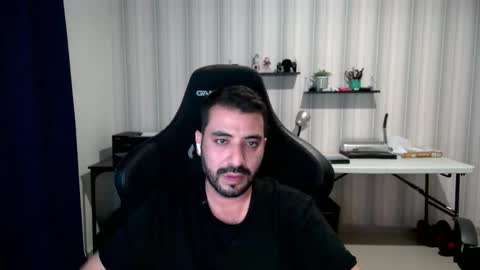 Snapshot of vallartamexi chatting on 18, 10, 2025 Roberto Carlos online show from 18, 10, 2025