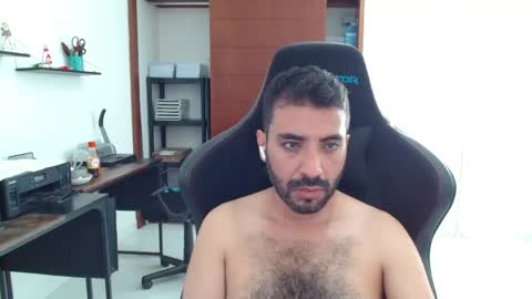 Snapshot of vallartamexi chatting on 27, 4, 2026 Roberto Carlos online show from 27, 4, 2026