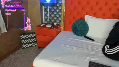 Valerie Val V online show from 27, 2, 2025