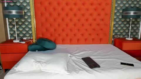 Valerie Val V online show from 27, 2, 2025