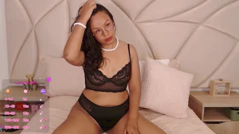 Vallery online show from 31, 1, 2025