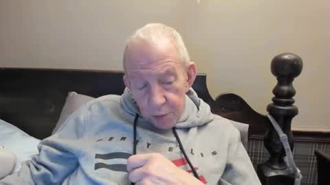 Snapshot of valleylaker chatting on 12, 3, 2026 valleylaker online show from 12, 3, 2026