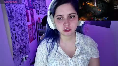 Snapshot of vallolet1_ chatting on 15, 9, 2025 Im Violet online show from 15, 9, 2025