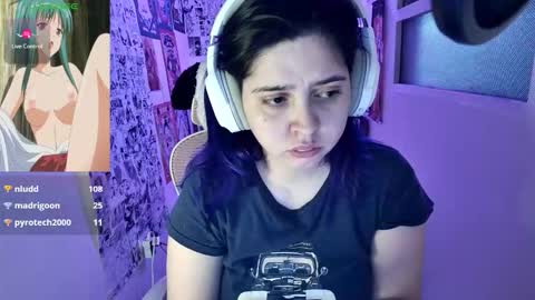 Snapshot of vallolet1_ chatting on 22, 12, 2025 Im Violet online show from 22, 12, 2025