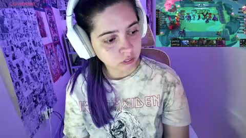 Snapshot of vallolet1_ chatting on 12, 2, 2026 Im Violet online show from 12, 2, 2026