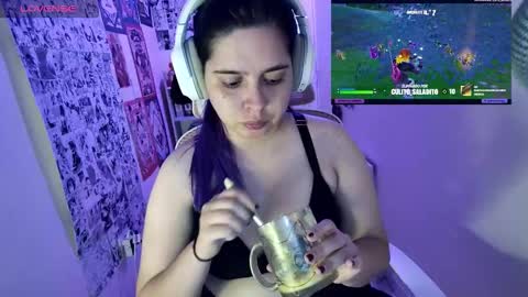 Snapshot of vallolet1_ chatting on 13, 2, 2026 Im Violet online show from 13, 2, 2026