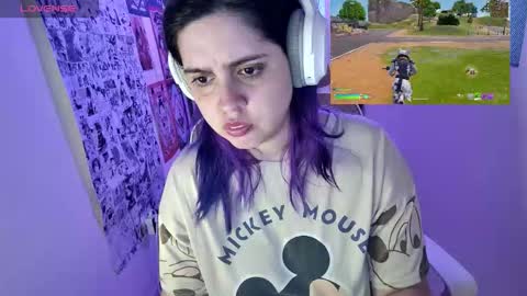 Snapshot of vallolet1_ chatting on 16, 2, 2026 Im Violet online show from 16, 2, 2026